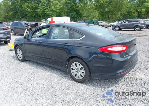 2014 Ford Fusion S z USA, uszkodzony, nr VIN 3FA6P0G70ER394198